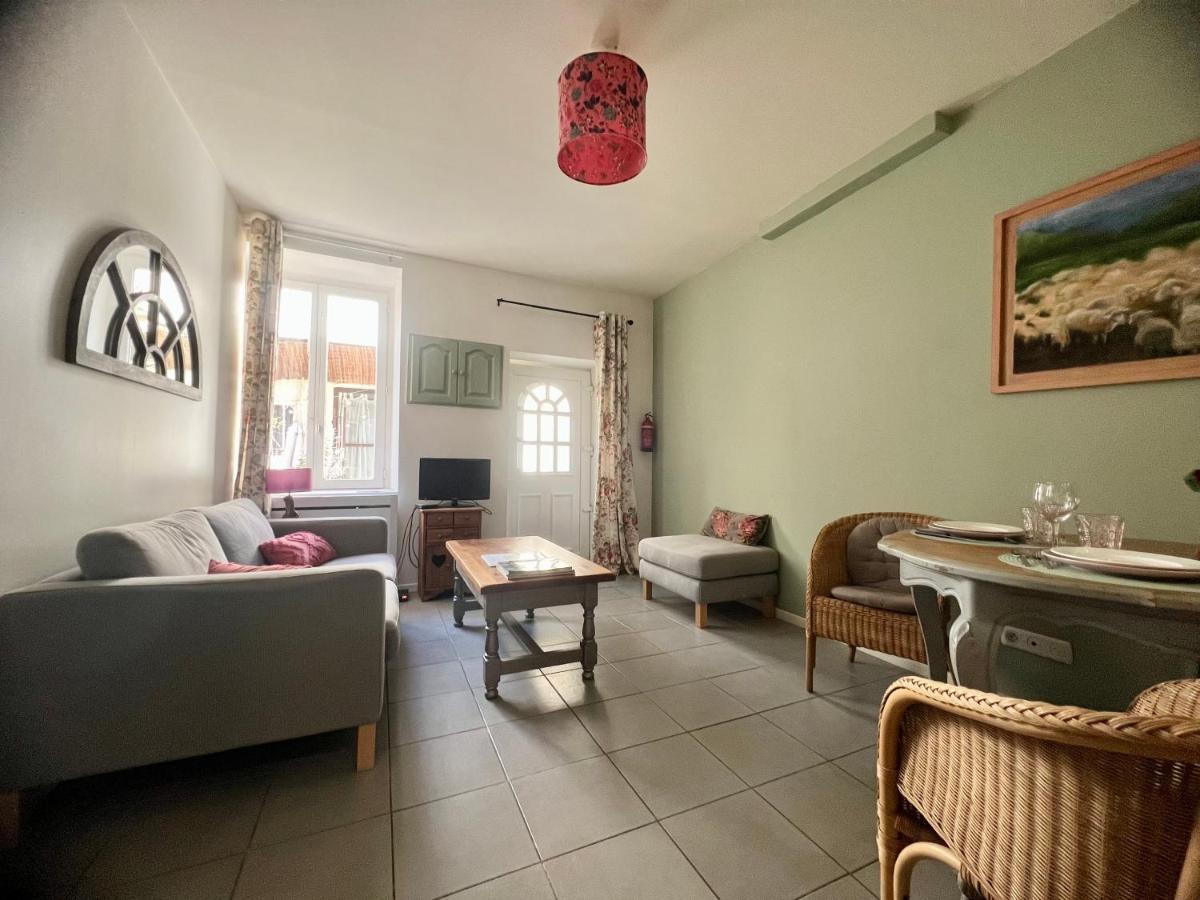 La Courette - T2 Plus Parking Gratuit Nimes Exterior photo